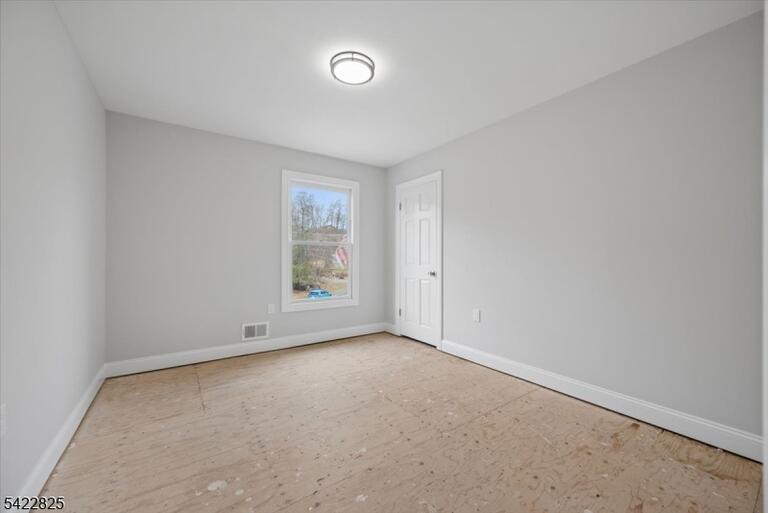 Property listing MLS 4024671 photo 17