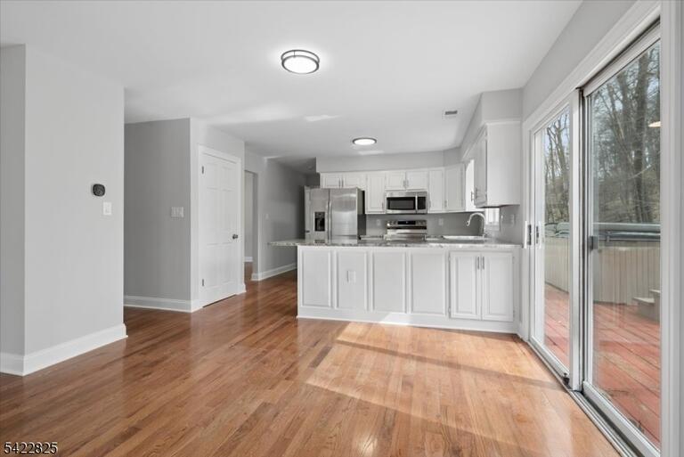 Property listing MLS 4024671 photo 8