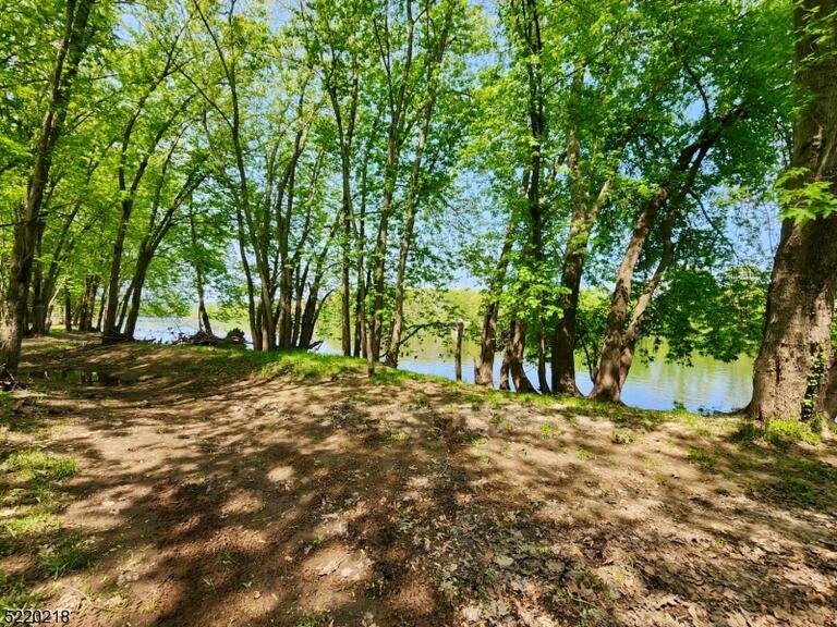 Property listing MLS 4026578 photo 22