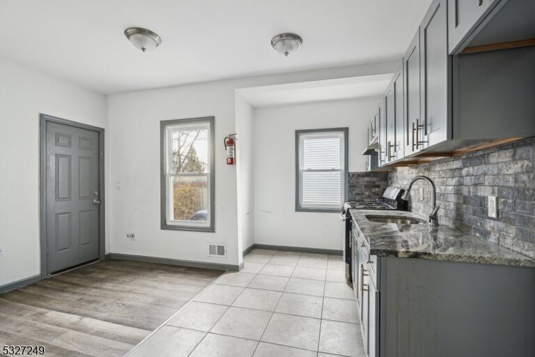 Property listing MLS 4028345 photo 7