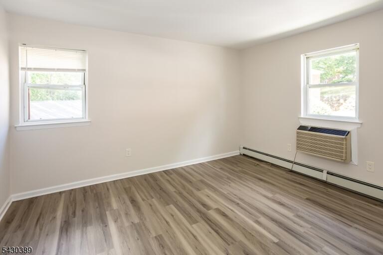 Property listing MLS 4030879 photo 22