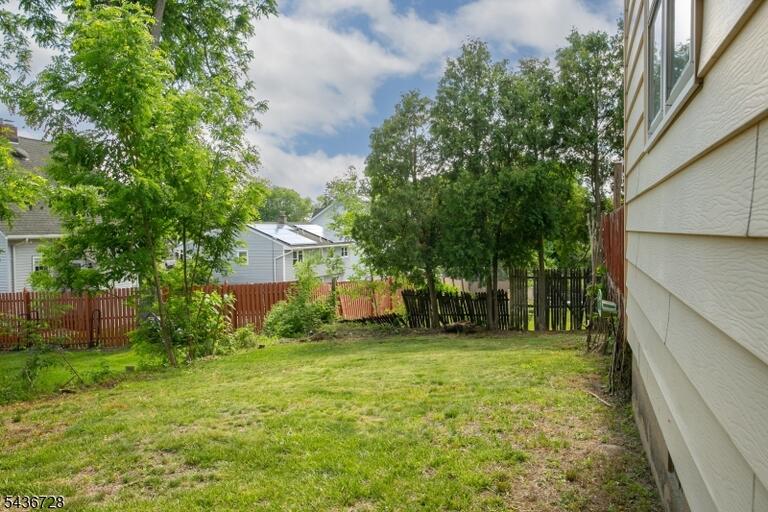 Property listing MLS 4031831 photo 28