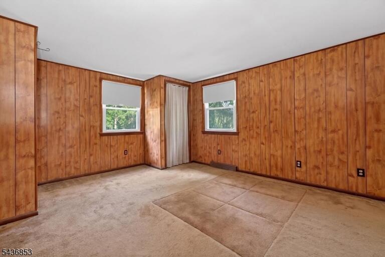 Property listing MLS 4032488 photo 11