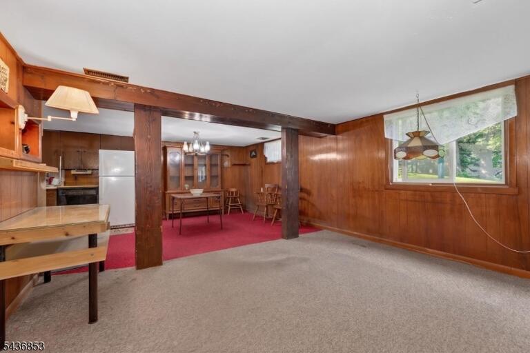 Property listing MLS 4032488 photo 3