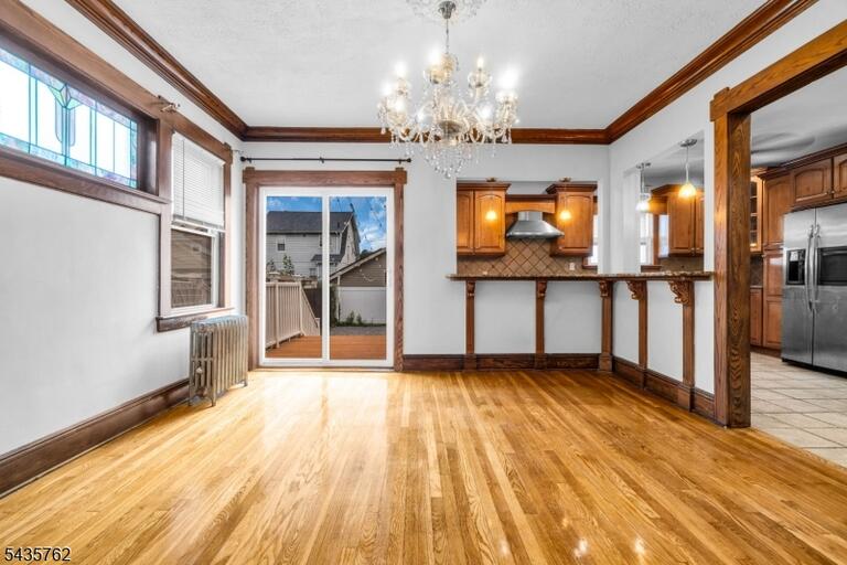 Property listing MLS 4032521 photo 9