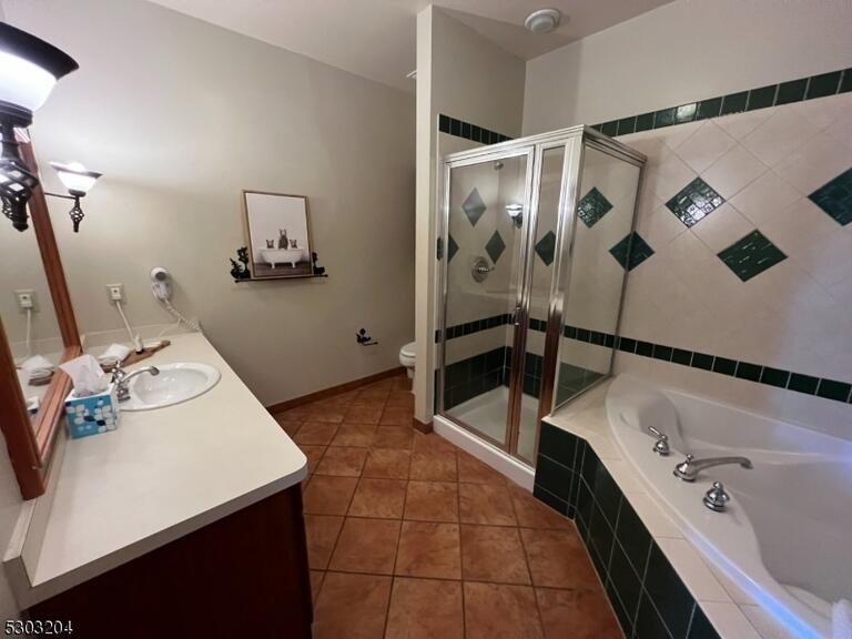 Property listing MLS 4032676 photo 34