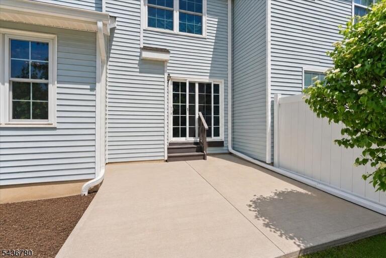 Property listing MLS 4033062 photo 31