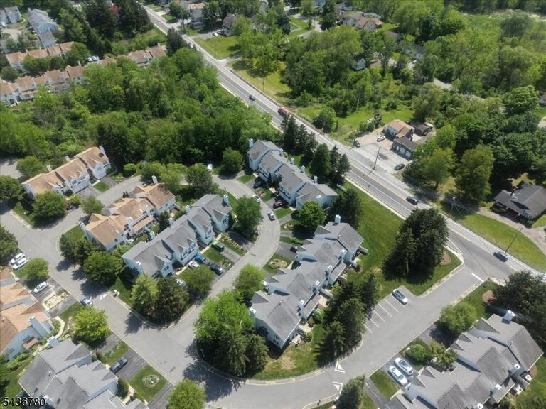 Property listing MLS 4033062 photo 37