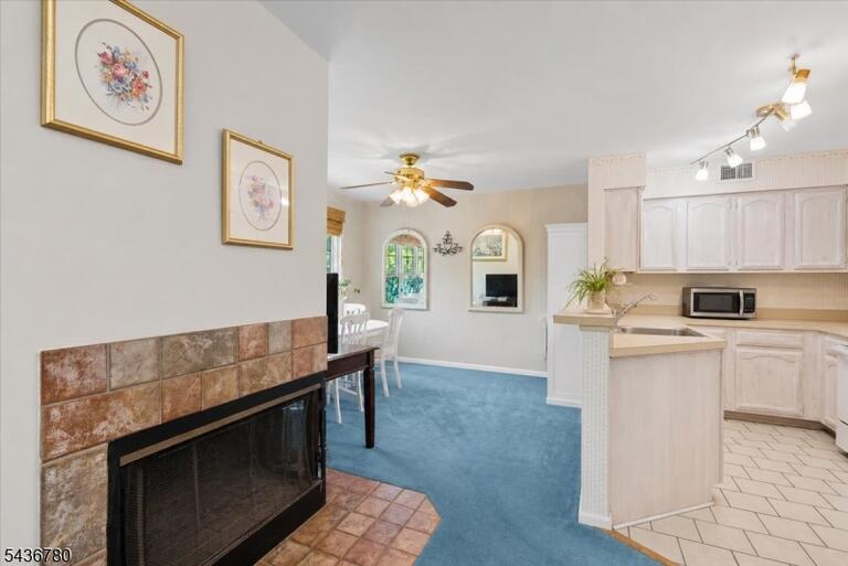 Property listing MLS 4033062 photo 8