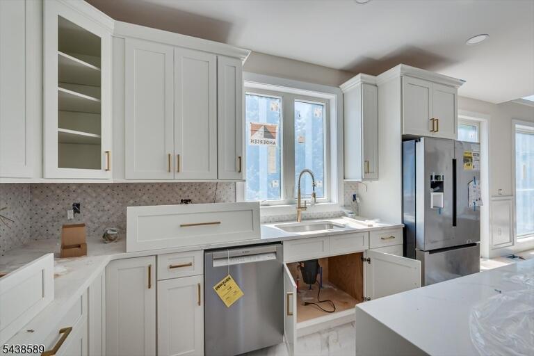 Property listing MLS 4033571 photo 33