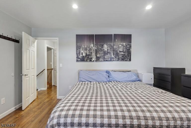 Property listing MLS 4033873 photo 9