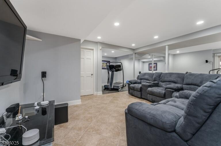 Property listing MLS 4034015 photo 34