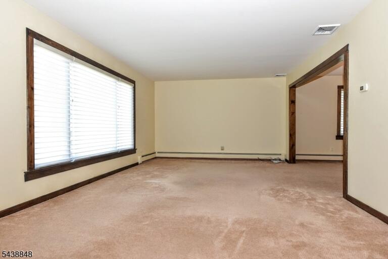 Property listing MLS 4034346 photo 5
