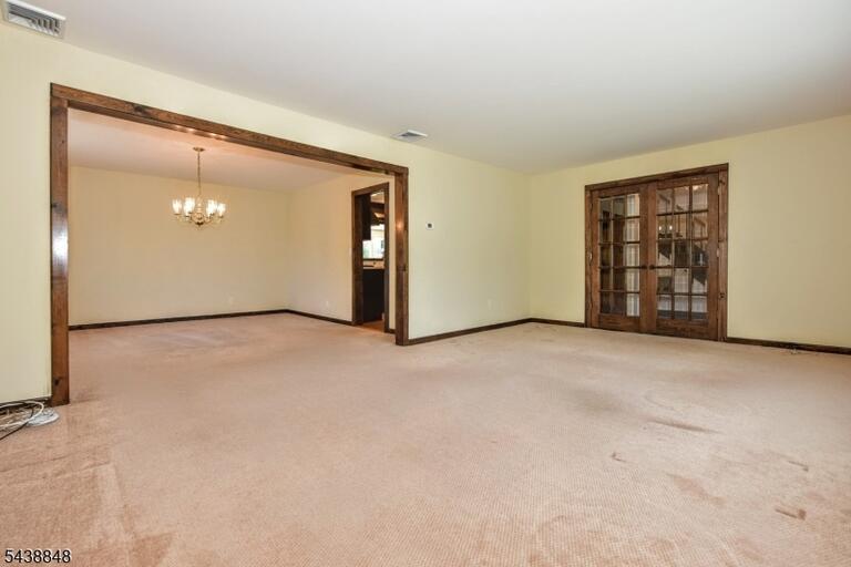 Property listing MLS 4034346 photo 7