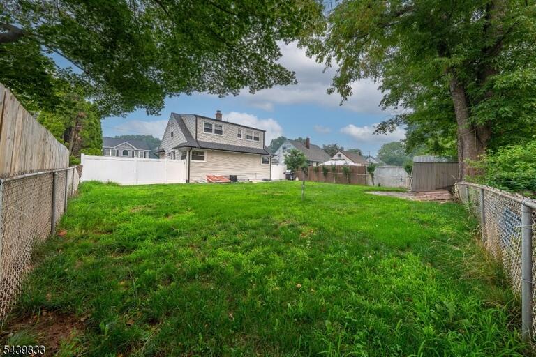 Property listing MLS 4035100 photo 21