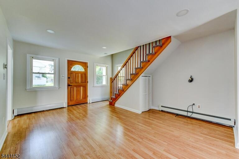 Property listing MLS 4035937 photo 13