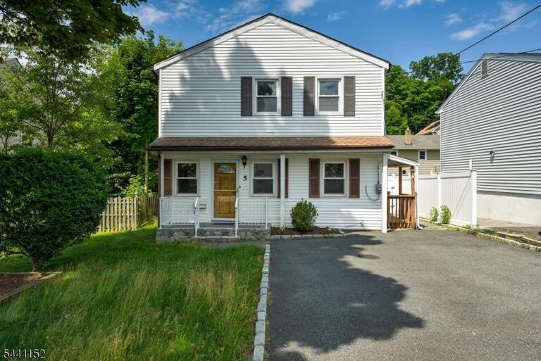 Property listing MLS 4035937 photo 2