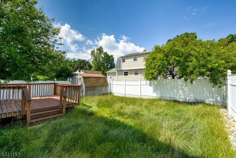 Property listing MLS 4035937 photo 40