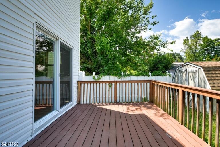 Property listing MLS 4035937 photo 42