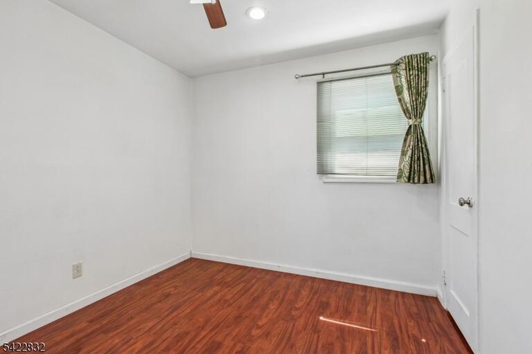 Property listing MLS 4036191 photo 14
