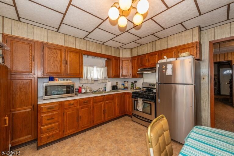 Property listing MLS 4036339 photo 8