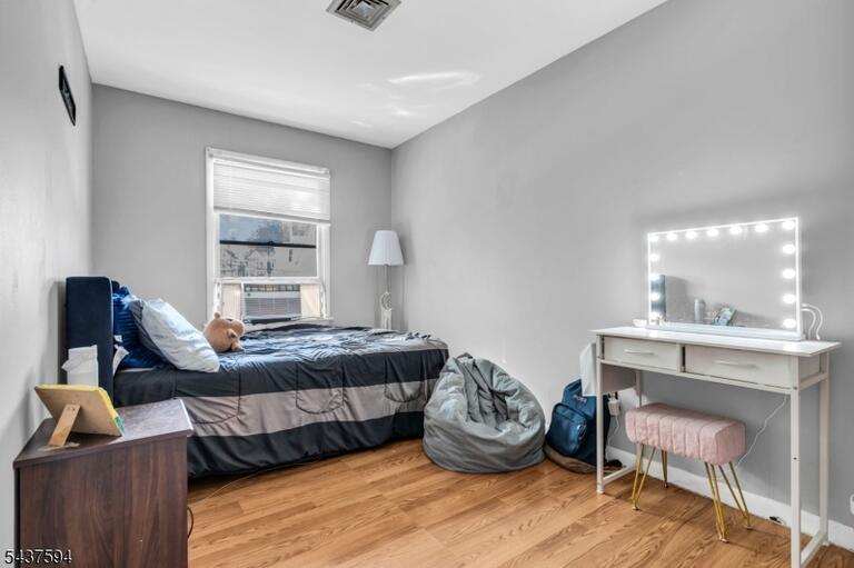Property listing MLS 4036738 photo 10