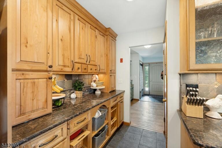 Property listing MLS 4037485 photo 25