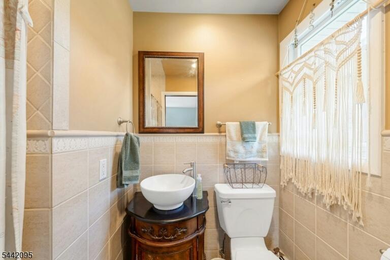Property listing MLS 4037485 photo 34