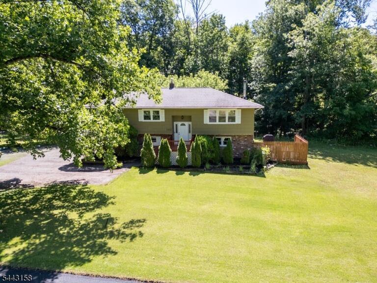 Property listing MLS 4037647 photo 30