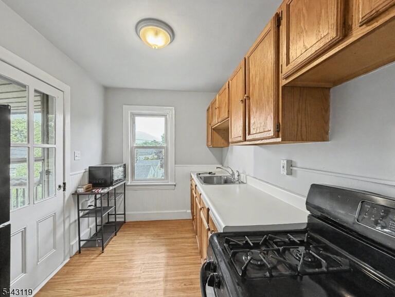 Property listing MLS 4037734 photo 4