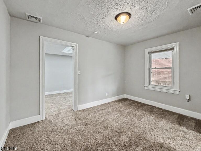 Property listing MLS 4037734 photo 8