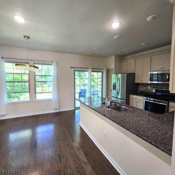 Property listing MLS 4037992 photo 8