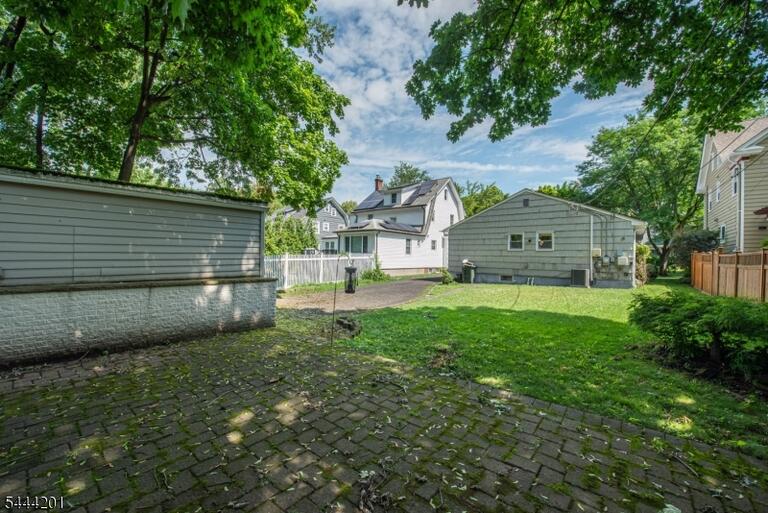 Property listing MLS 4038420 photo 24