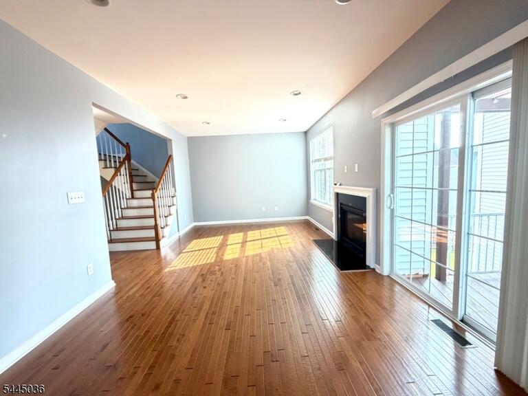 Property listing MLS 4039107 photo 16