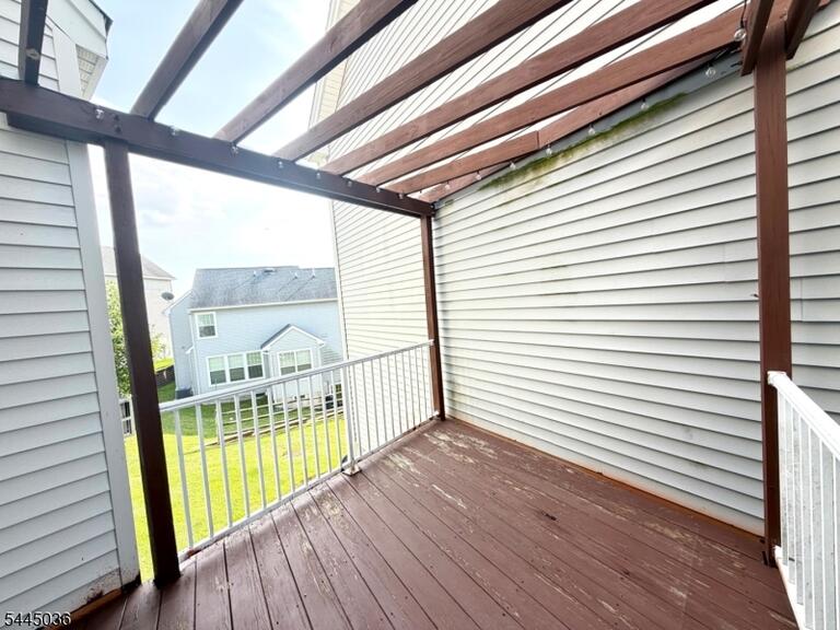 Property listing MLS 4039107 photo 22