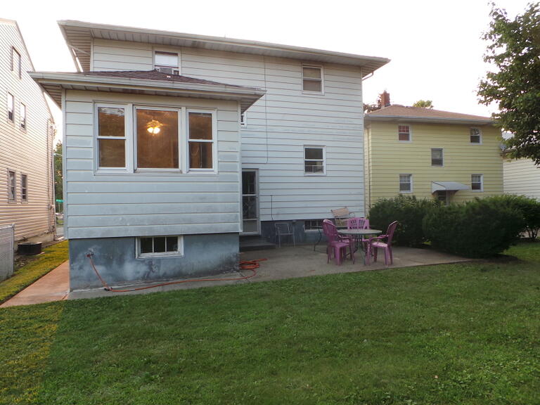 Property listing MLS 4039604 photo 2