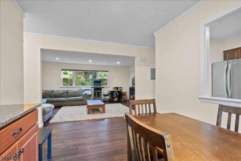 Property listing MLS 4039663 photo 6