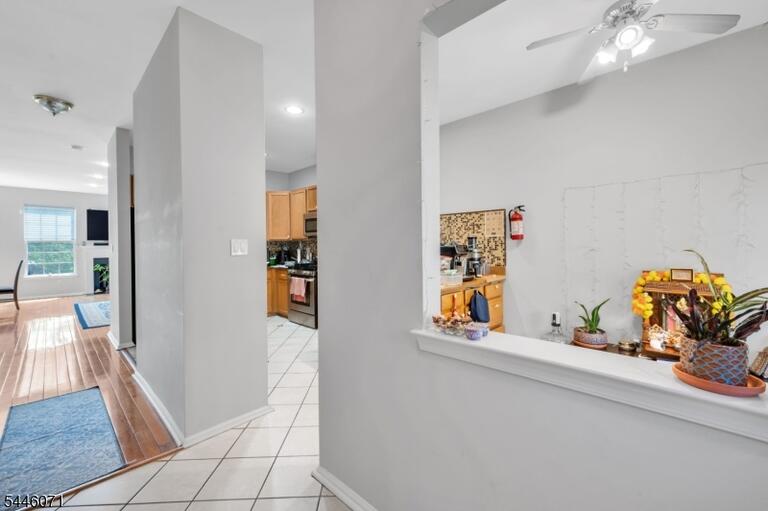 Property listing MLS 4040156 photo 6