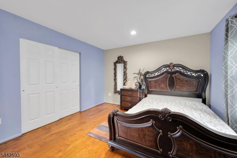 Property listing MLS 4040157 photo 18
