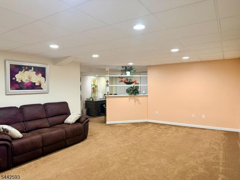 Property listing MLS 4040157 photo 21
