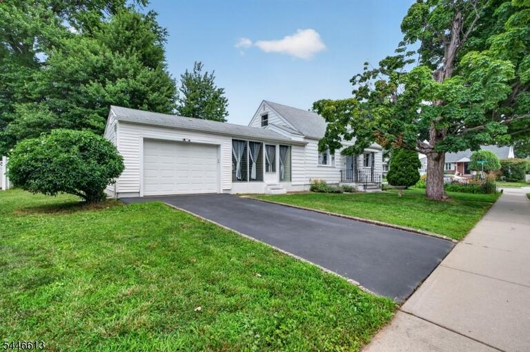 Property listing MLS 4040549 photo 35