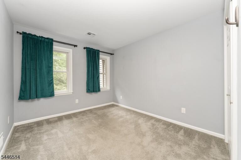 Property listing MLS 4040794 photo 15