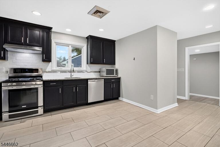 Property listing MLS 4040834 photo 7