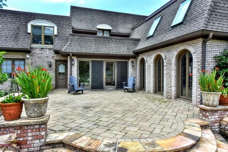 Property listing MLS 4041174 photo 15