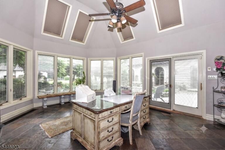 Property listing MLS 4041174 photo 24