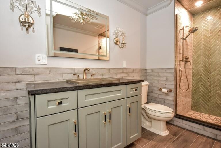 Property listing MLS 4041174 photo 37