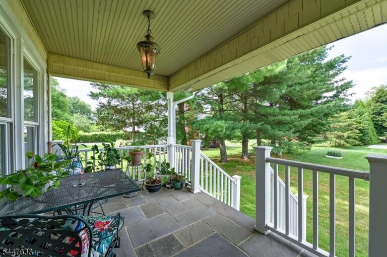 Property listing MLS 4041564 photo 32