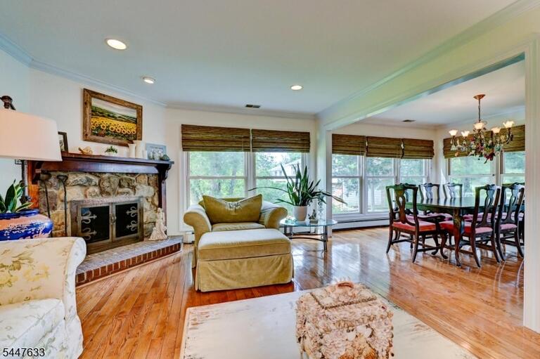 Property listing MLS 4041564 photo 8