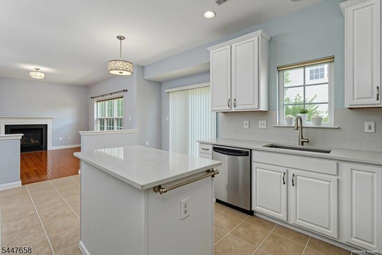 Property listing MLS 4041588 photo 13