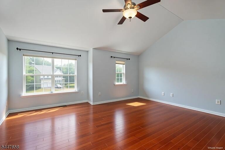 Property listing MLS 4041588 photo 24